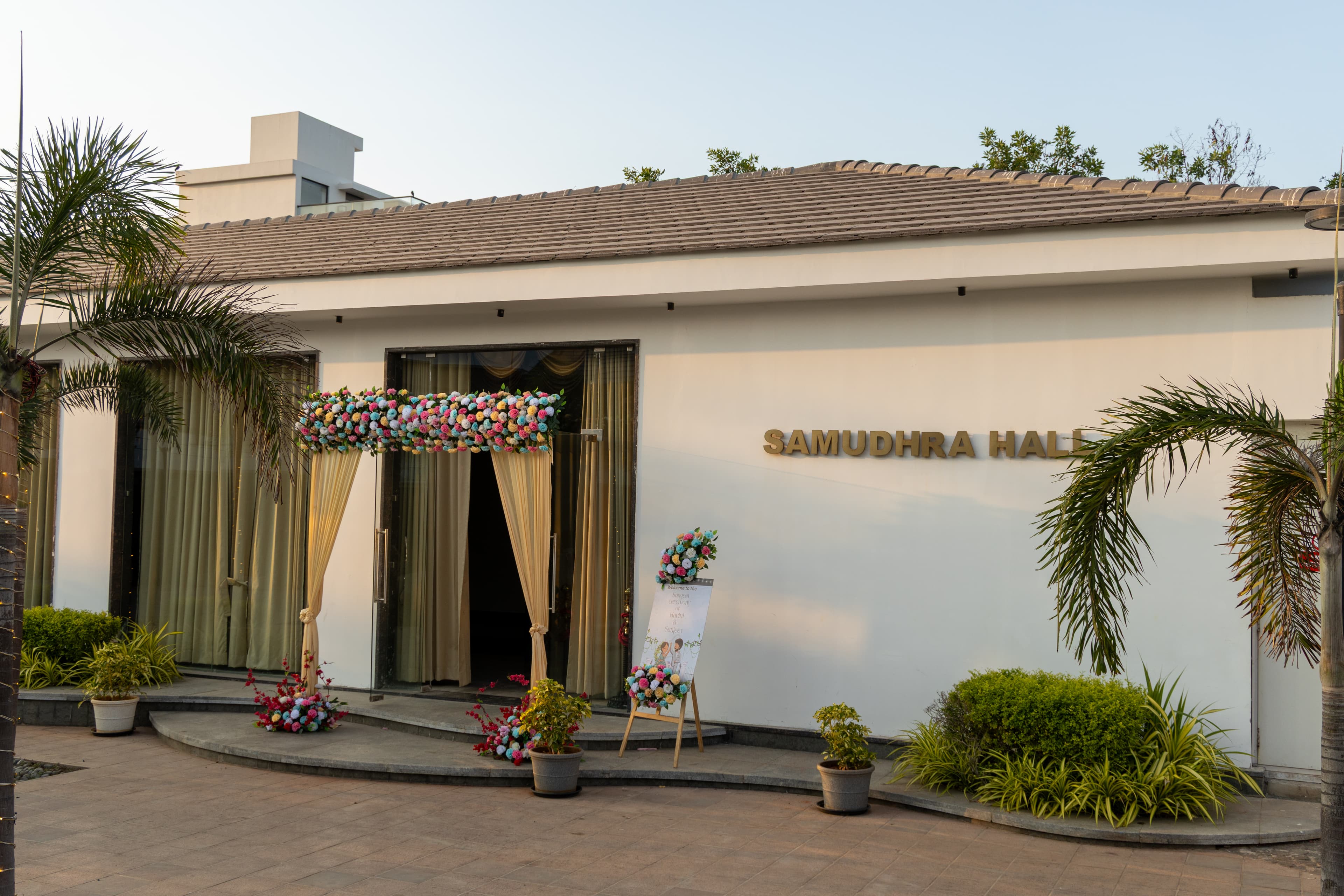 Samudhra Hall – entrance